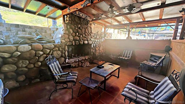 11041 Summit Ave, Santee, CA 92071