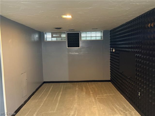 15521 Corkhill Road, Maple Heights, OH 44137