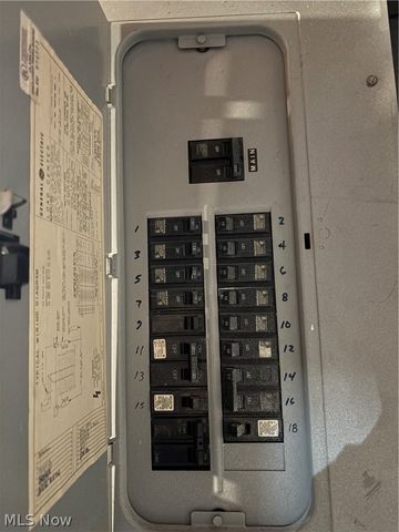 15521 Corkhill Road, Maple Heights, OH 44137