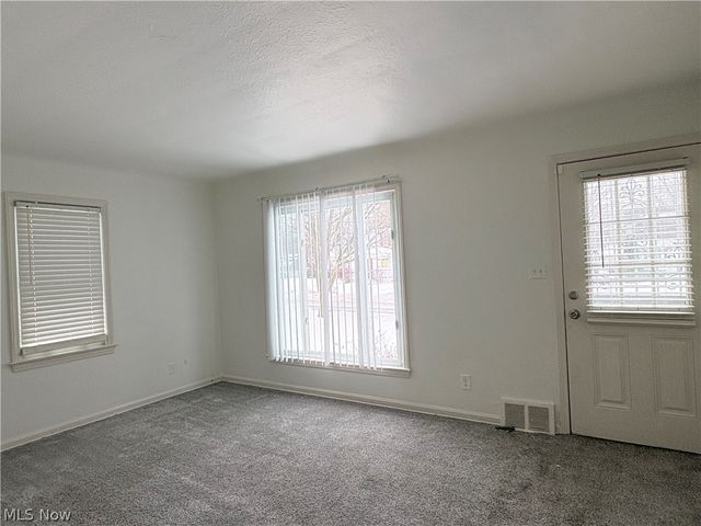 15521 Corkhill Road, Maple Heights, OH 44137