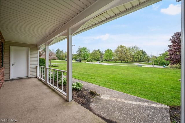 10471 Meadowhurst Lane, Chardon, OH 44024