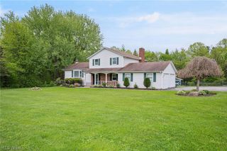 10471 Meadowhurst Lane, Chardon, OH 44024