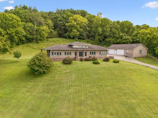 3056 Martin Hollow Rd, Culleoka, TN 38451