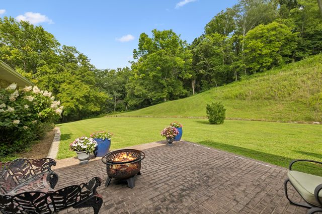 3056 Martin Hollow Rd, Culleoka, TN 38451