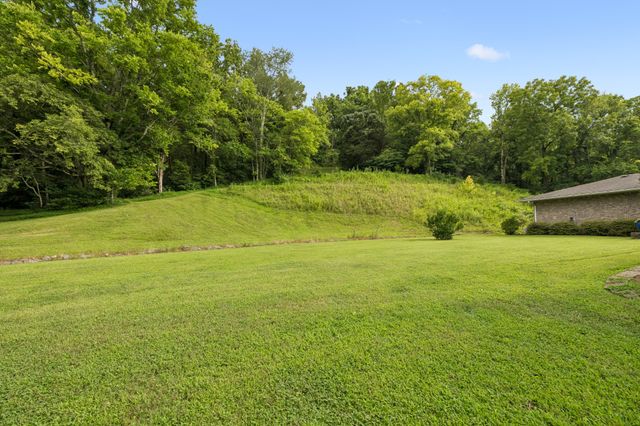 3056 Martin Hollow Rd, Culleoka, TN 38451