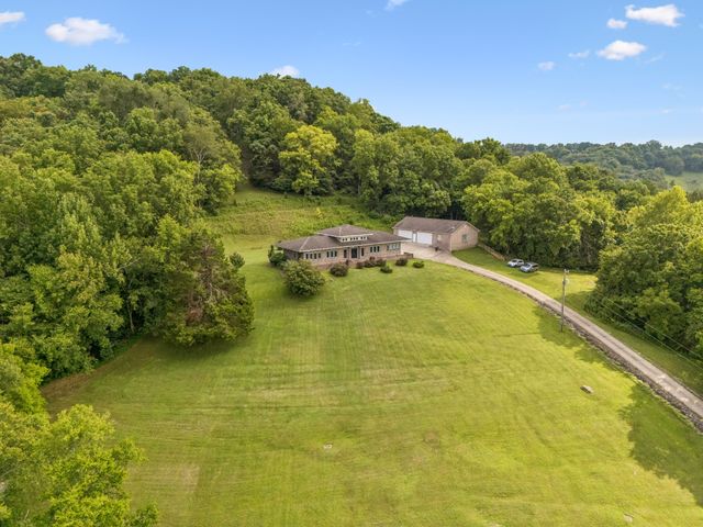 3056 Martin Hollow Rd, Culleoka, TN 38451
