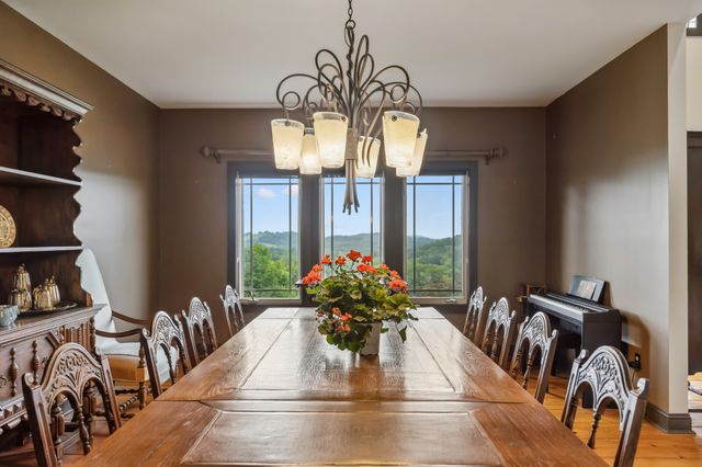 3056 Martin Hollow Rd, Culleoka, TN 38451