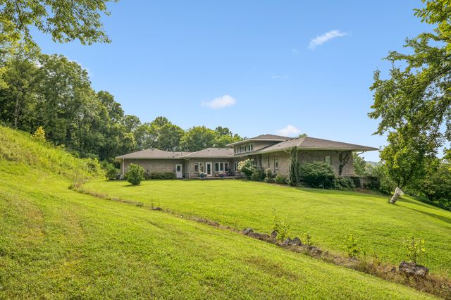 3056 Martin Hollow Rd, Culleoka, TN 38451