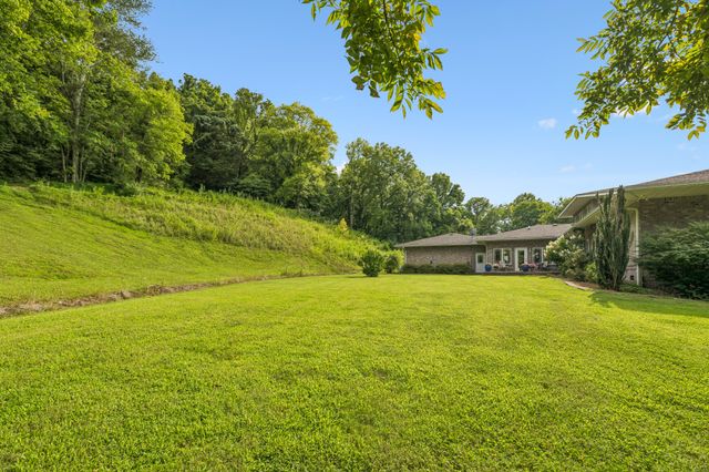 3056 Martin Hollow Rd, Culleoka, TN 38451
