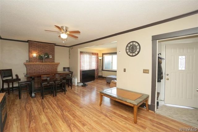 5 Hamlin Road, Buffalo, NY 14208
