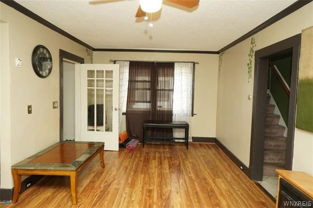 5 Hamlin Road, Buffalo, NY 14208
