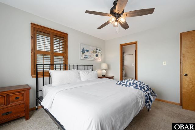 2916 S Memorial Avenue, Nags Head, NC 27959