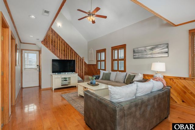 2916 S Memorial Avenue, Nags Head, NC 27959