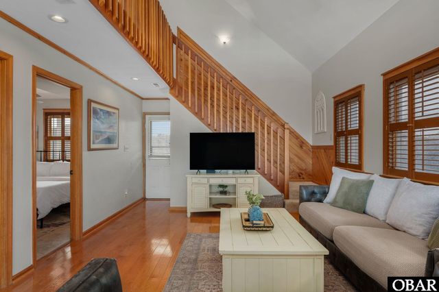 2916 S Memorial Avenue, Nags Head, NC 27959