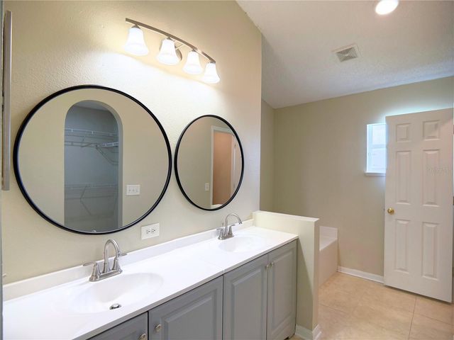 247 FAIRFIELD DRIVE, Sanford, FL 32771
