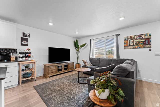 878 N OLD RANCH RD, Lehi, UT 84043