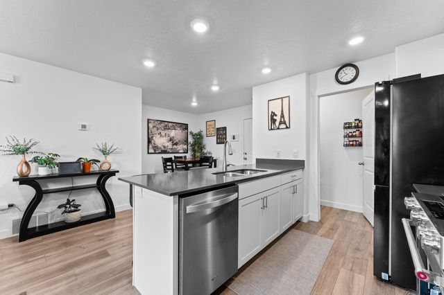 878 N OLD RANCH RD, Lehi, UT 84043