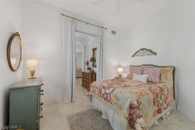 2625 Estrella CT 15-1, Naples, FL 34109