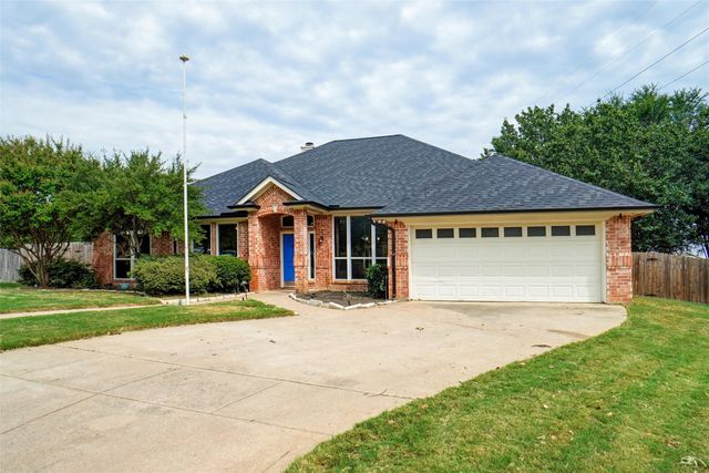 7113 Meandering Court, North Richland Hills, TX 76182