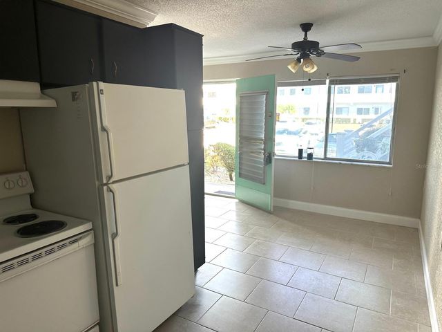 8450 112TH STREET 102, Seminole, FL 33772