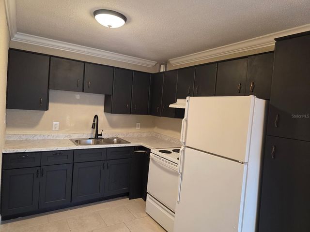 8450 112TH STREET 102, Seminole, FL 33772