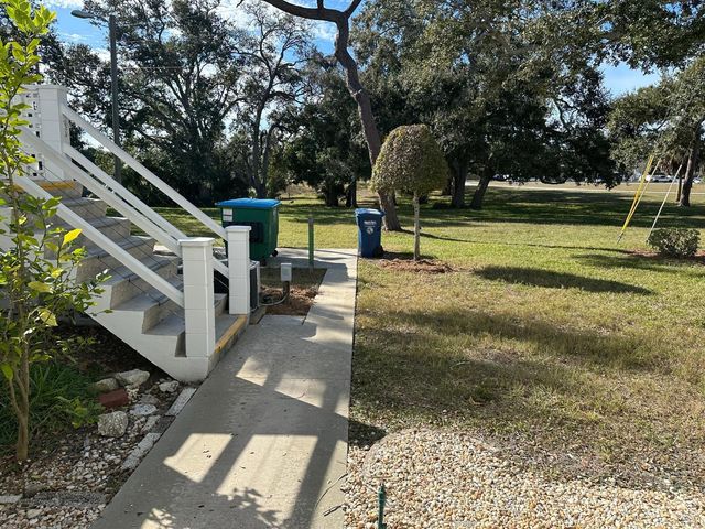 8450 112TH STREET 102, Seminole, FL 33772