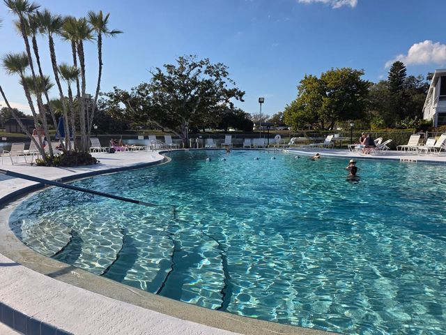 8450 112TH STREET 102, Seminole, FL 33772