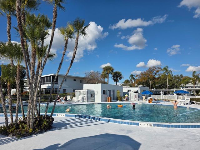 8450 112TH STREET 102, Seminole, FL 33772