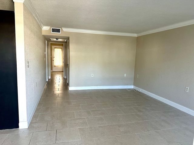 8450 112TH STREET 102, Seminole, FL 33772