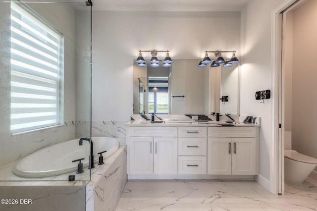 321 Aquamarine Way, Daytona Beach, FL 32124