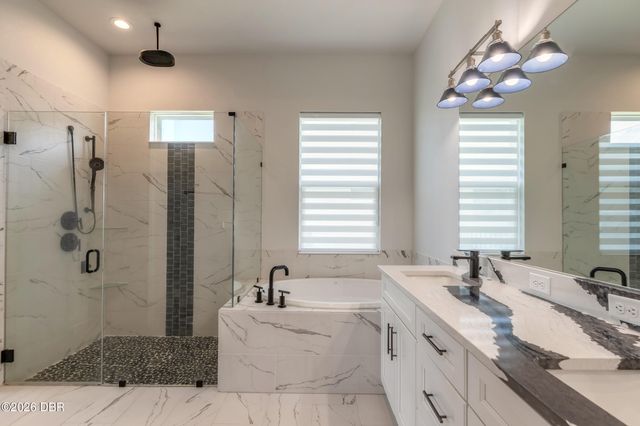 321 Aquamarine Way, Daytona Beach, FL 32124