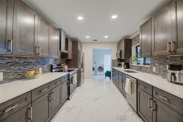 11490 W Biscayne Canal Rd, Miami, FL 33161