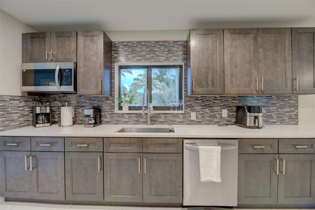 11490 W Biscayne Canal Rd, Miami, FL 33161