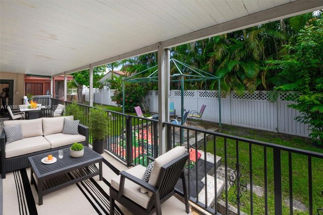 11490 W Biscayne Canal Rd, Miami, FL 33161