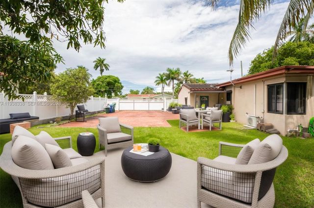 11490 W Biscayne Canal Rd, Miami, FL 33161