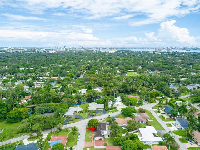 11490 W Biscayne Canal Rd, Miami, FL 33161