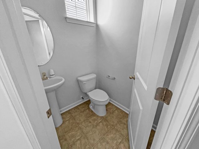 320 Saucer Road, Summerville, SC 29486