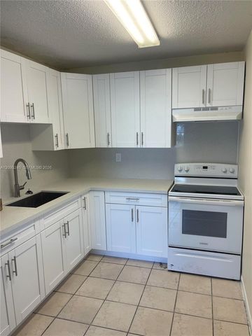 1325 W 68th Street 221, Hialeah, FL 33014