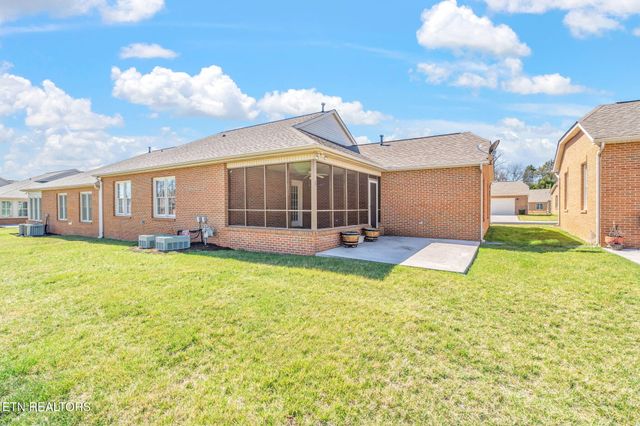 7534 Julesburg Way, Powell, TN 37849