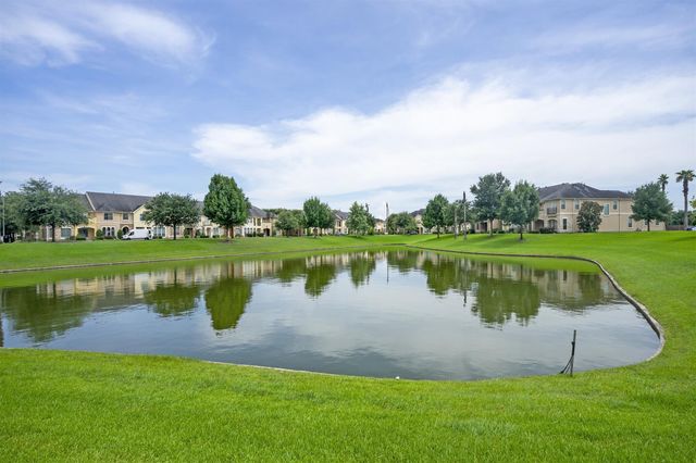 2043 Palm Forest Lane, Houston, TX 77077