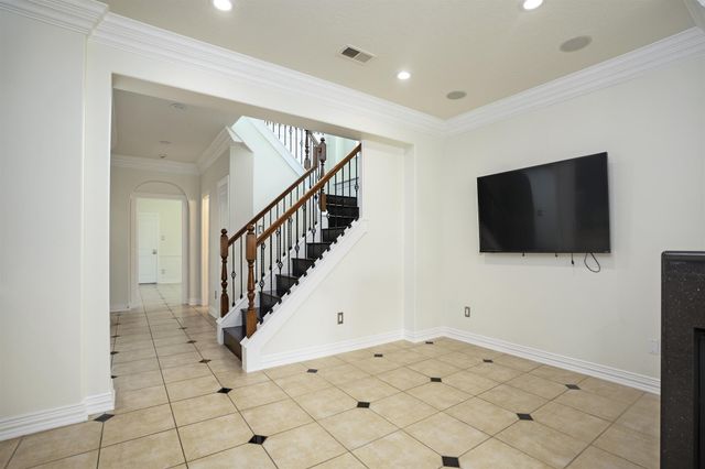 2043 Palm Forest Lane, Houston, TX 77077