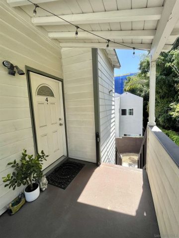 1120 30Th St, San Diego, CA 92102