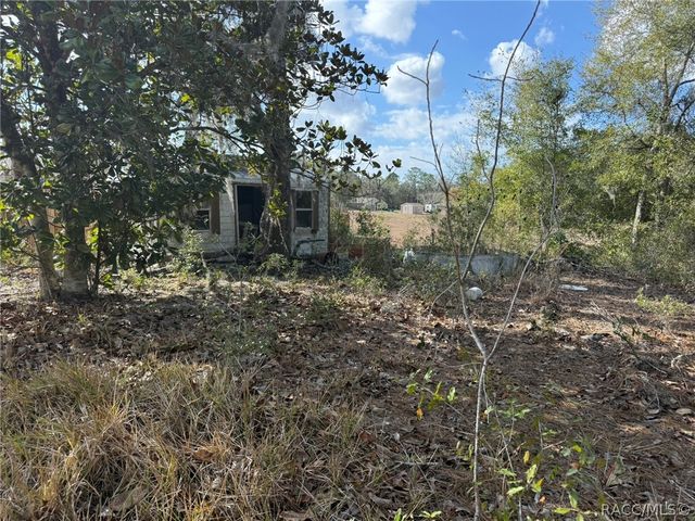 941 W Cadima Place, Citrus Springs, FL 34434