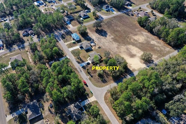 941 W Cadima Place, Citrus Springs, FL 34434