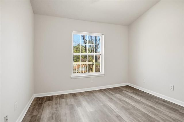 382 Teal Court, Roswell, GA 30076