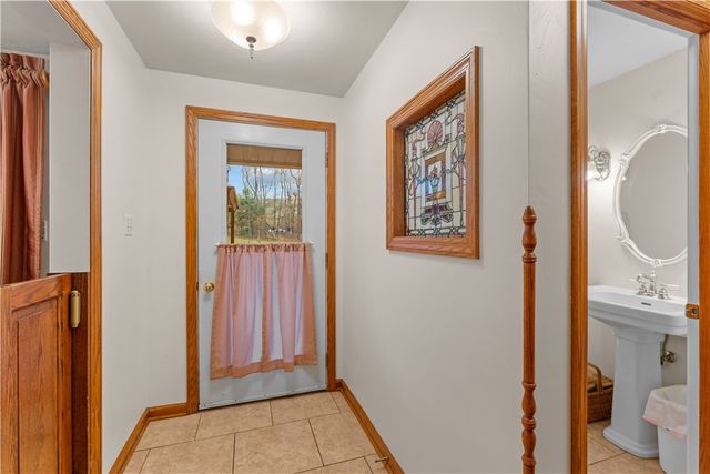 129 Sawmill Lane, Penn Twp, PA 16053