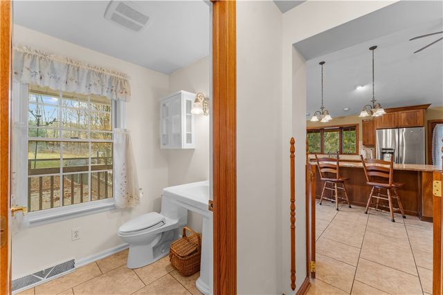 129 Sawmill Lane, Penn Twp, PA 16053