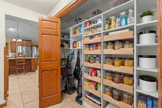 129 Sawmill Lane, Penn Twp, PA 16053