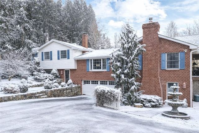 129 Sawmill Lane, Penn Twp, PA 16053