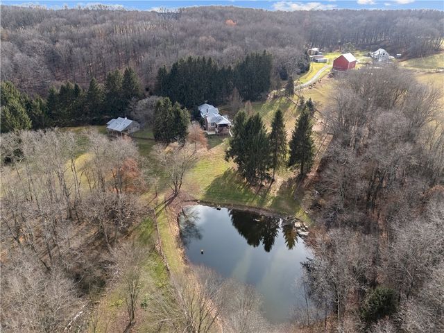 129 Sawmill Lane, Penn Twp, PA 16053